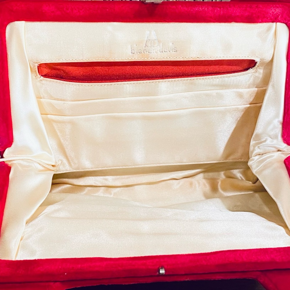 SOLD🌟3xHP🌟VTG 1960s Red Velvet Top Handle Clutch Rhinestone Accents B. Davis - Picture 7 of 15